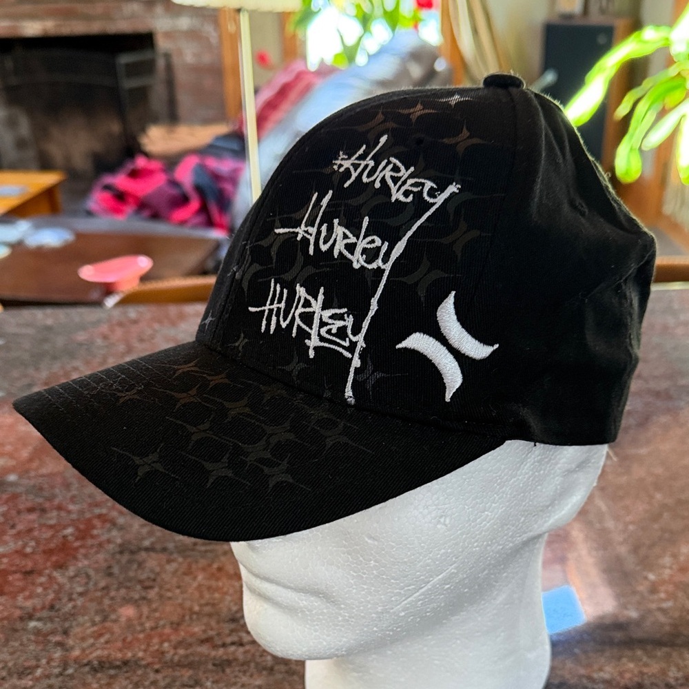 Hurley low profile Graphic flex Cap